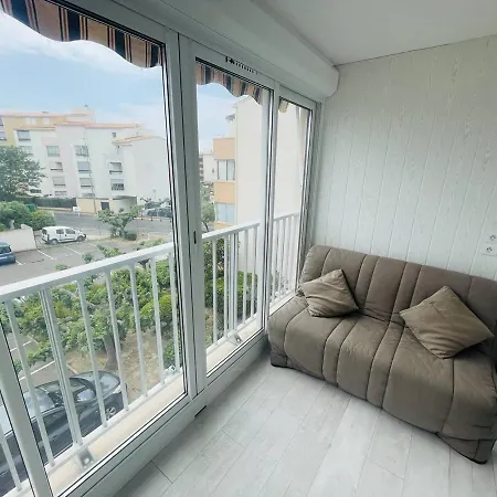 Proche Avec Parking Prive, Secteur Falaises - Fr-1-723-49 Apartment